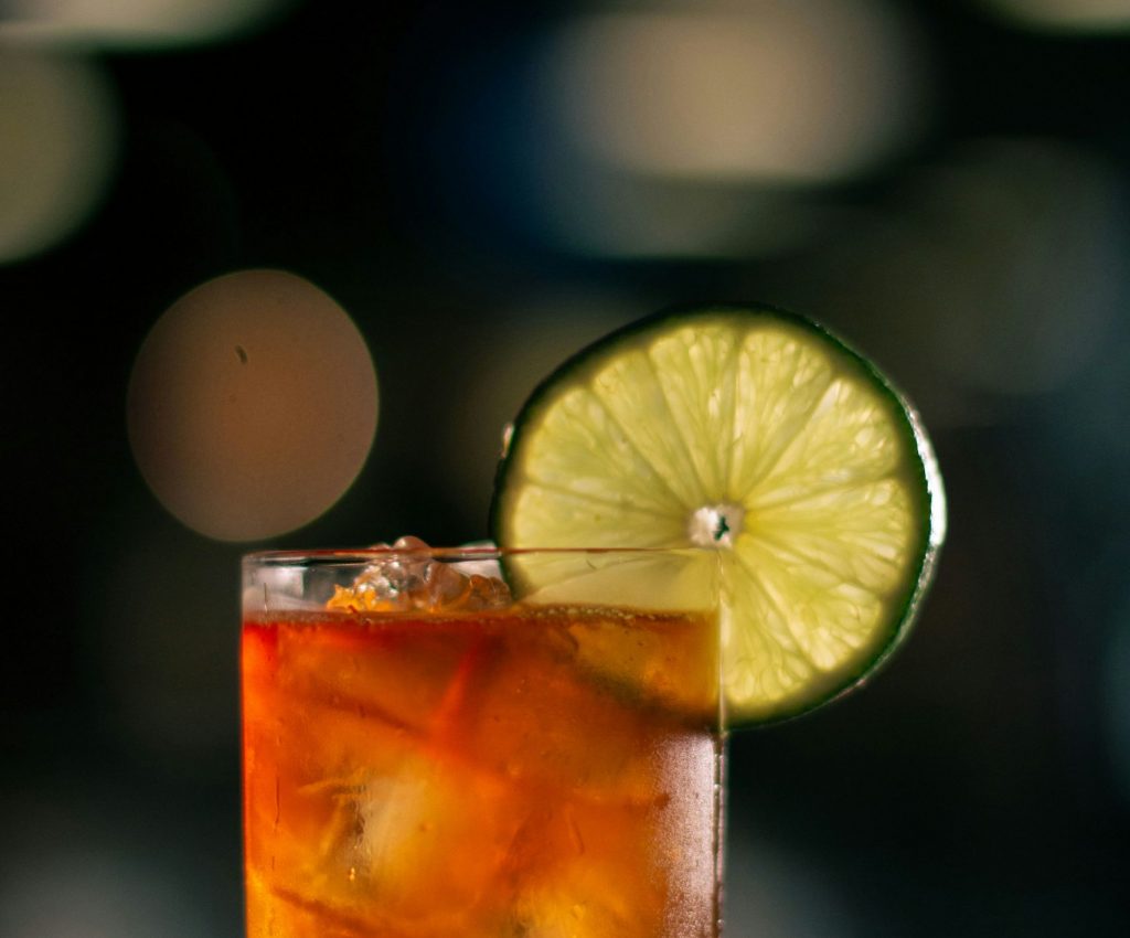 Dark Rum, Ginger Beer, Lime Juice, Lime Wedge